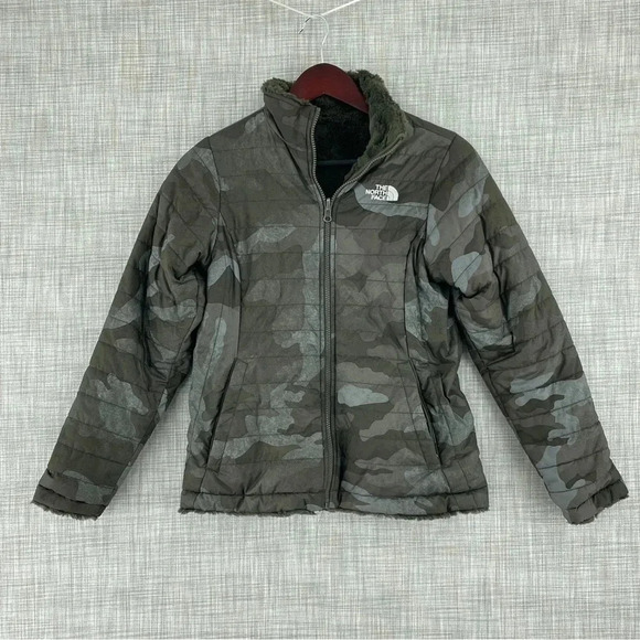 The North Face Girls size Large Reversible furry fleece green jacket camo 0500 - Picture 1 of 10